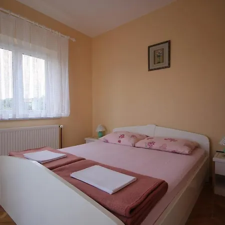 Lily Apartment *
